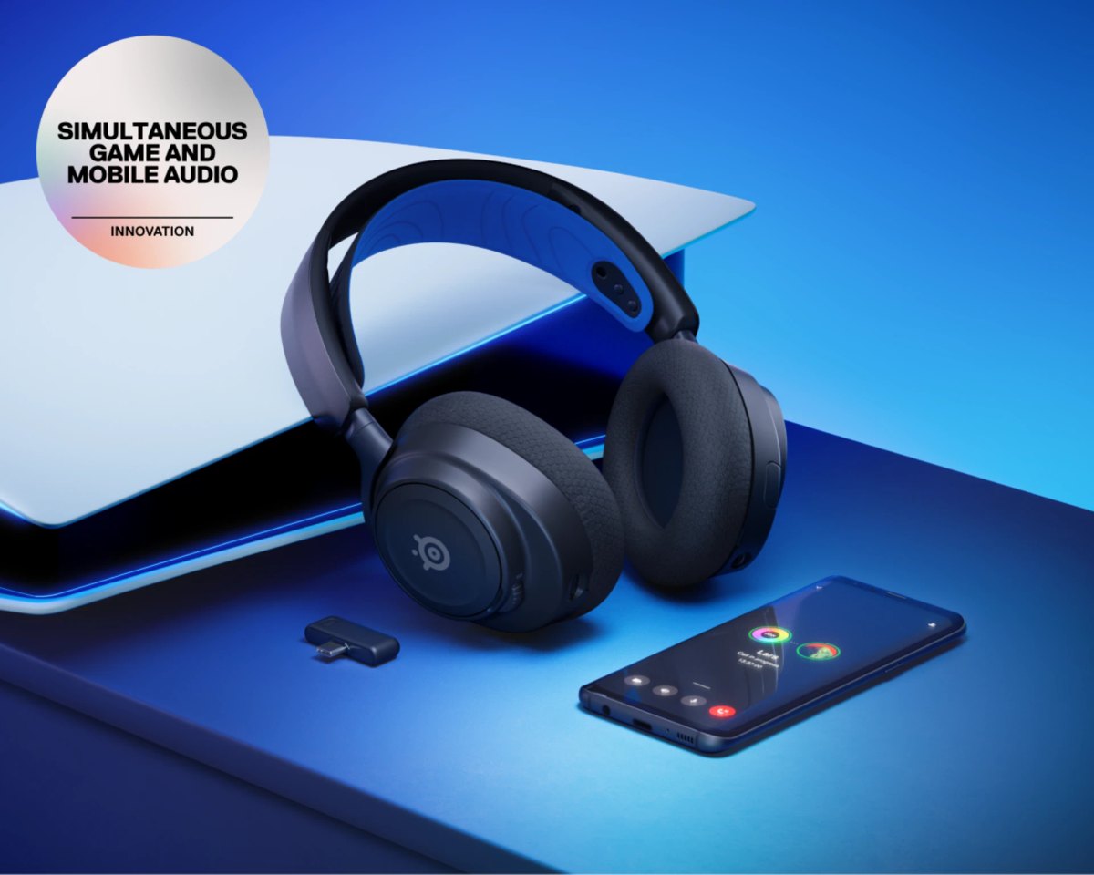 SteelSeries Arctis Nova 7 wireless gaming headset